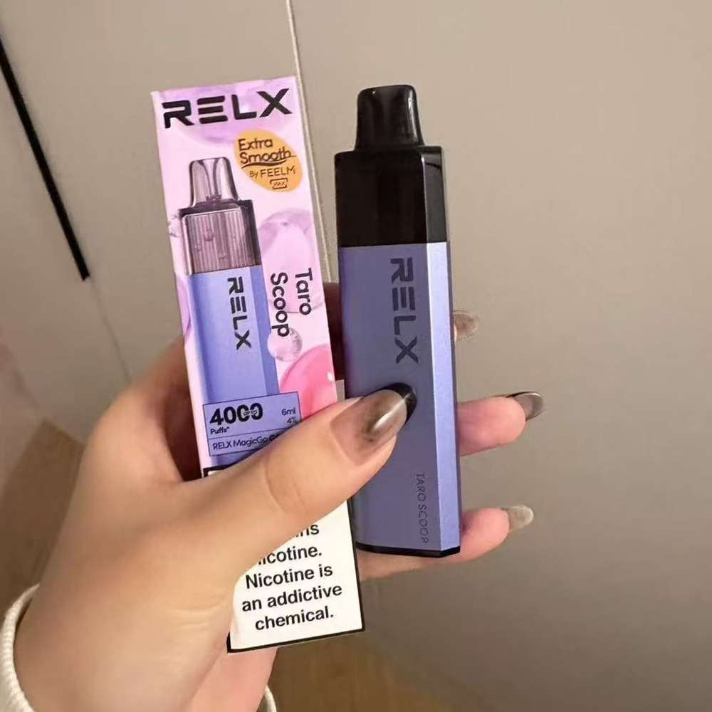 RELX GA8000 拋棄式電子煙紫色機身實機手持質感展示